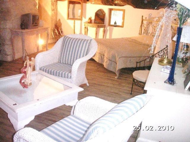 Chambres D'Hotes Domaine De La Rose Des Vents Castelnau-sur-l'Auvignon Phòng bức ảnh